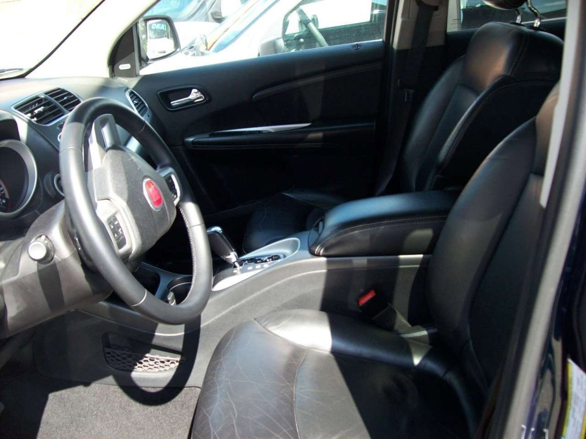 Fiat Freemont 2.0 Mjt 170 CV 4x4 Automatica Lounge (7)