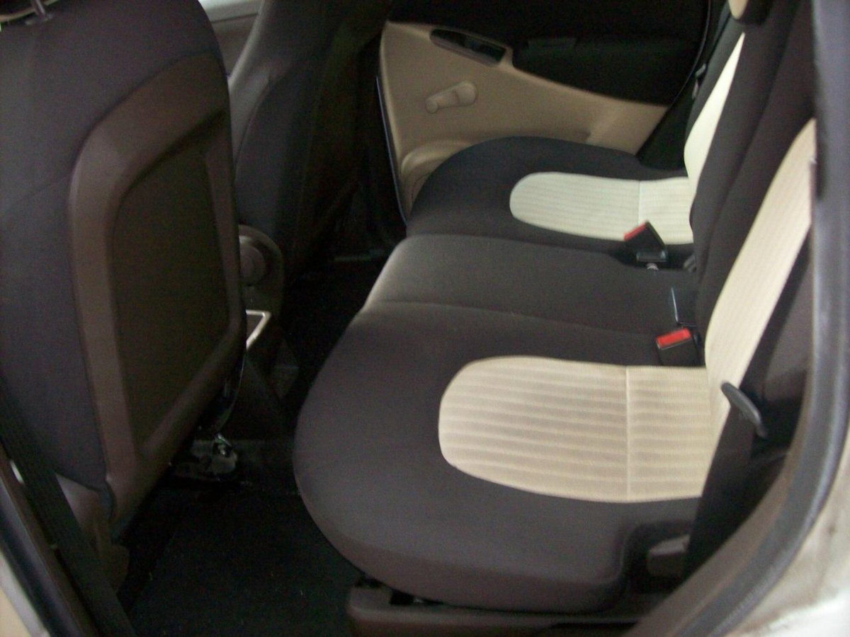 Lancia Musa 1.3 Multijet 16V 90 CV Oro (4)