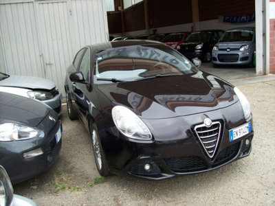 Alfa Romeo Giulietta 2.0 JTDm-2 Exclusive 170cv (2)
