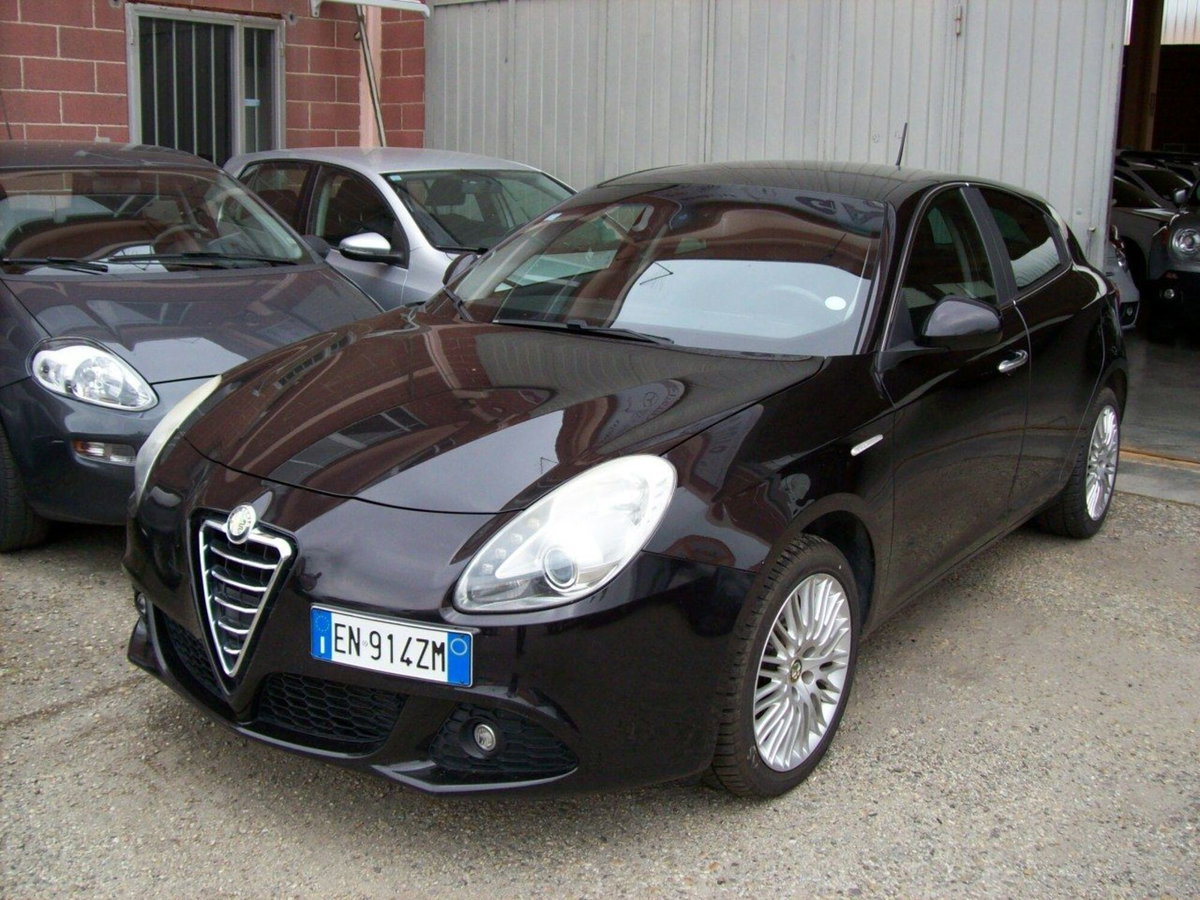 Alfa Romeo Giulietta 2.0 JTDm-2 Exclusive 170cv (3)