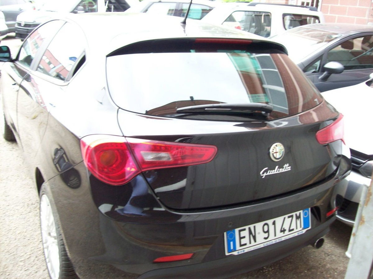 Alfa Romeo Giulietta 2.0 JTDm-2 Exclusive 170cv (6)