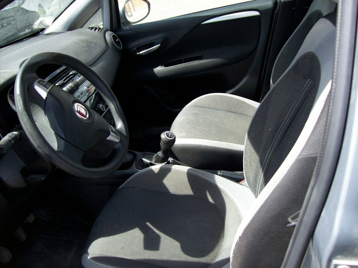 Fiat Punto Evo 1.3 Mjt 75 CV 5 porte Active (5)