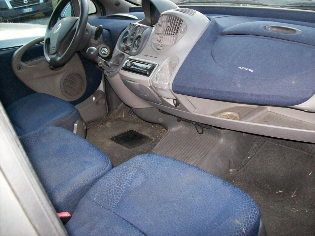 Fiat Multipla 1.9 MJT Active (10)