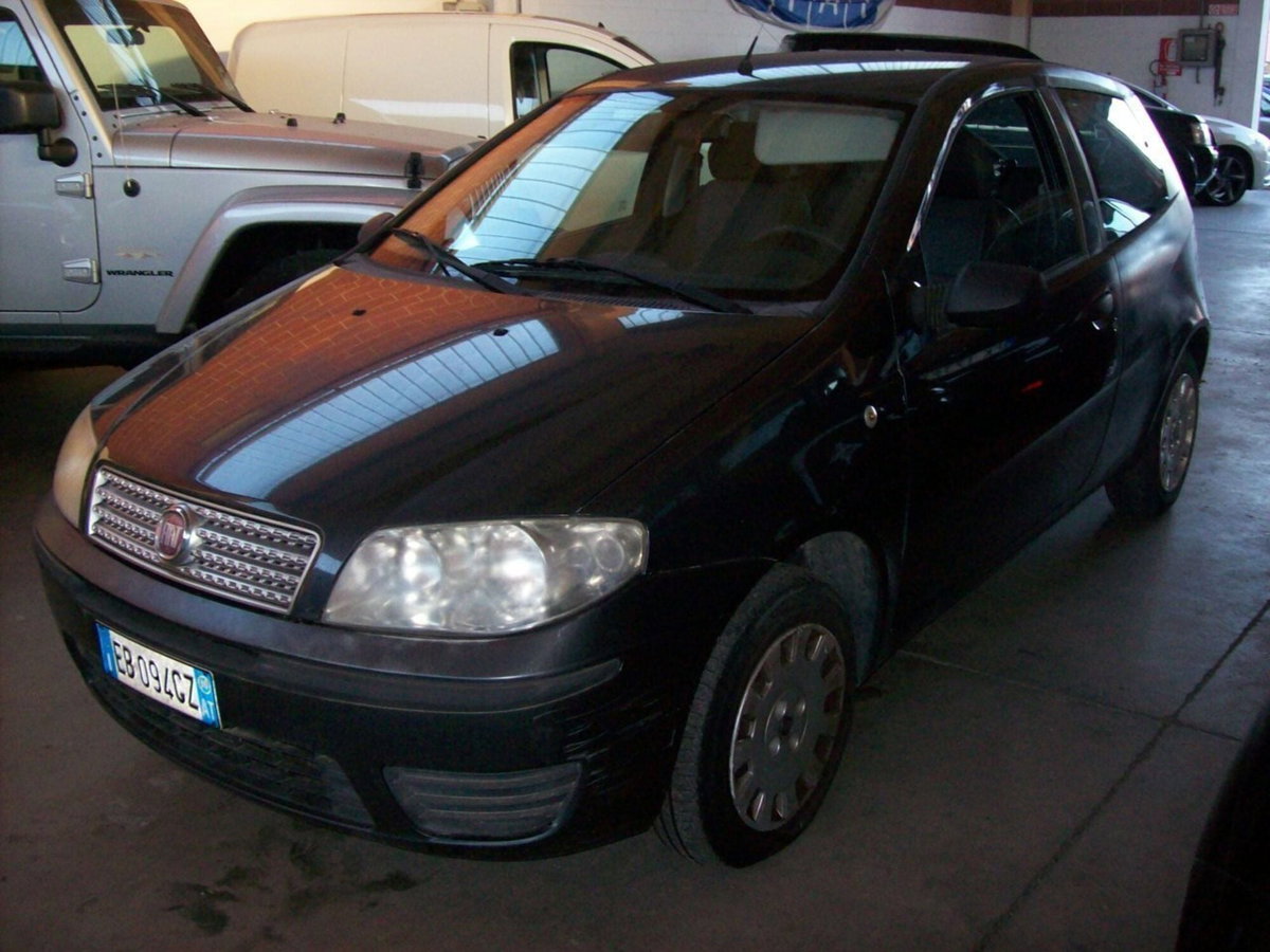 Fiat Punto Classic 1.2 3 porte Active (6)