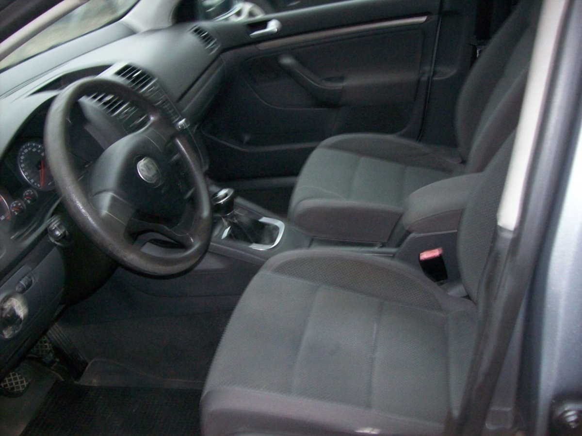 Volkswagen Golf 1.9 TDI 5p. Comfortline (14)