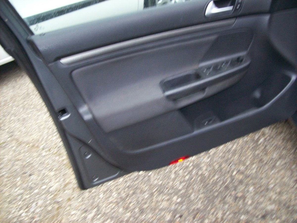 Volkswagen Golf 1.9 TDI 5p. Comfortline (15)
