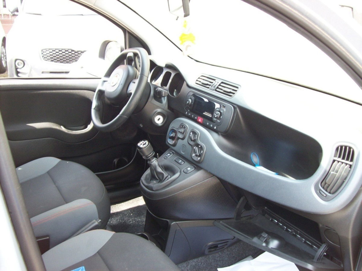 Fiat Panda 0.9 TwinAir Turbo Natural Power Easy (12)