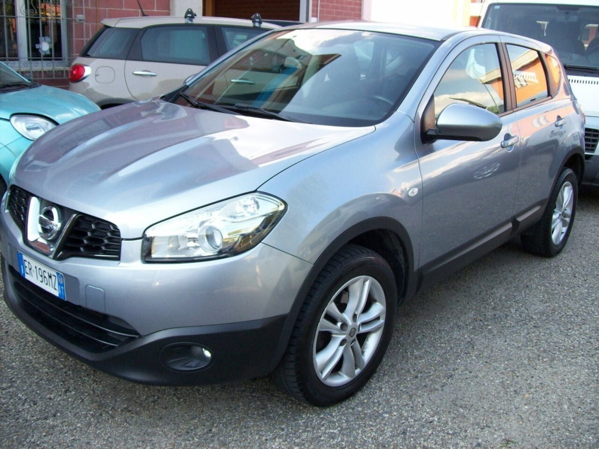 Nissan Qashqai 1.5 dCi DPF Acenta (5)
