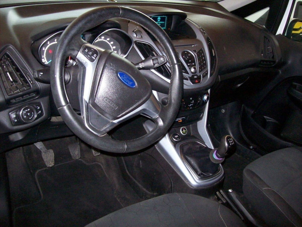 Ford B-Max B-Max 1.4 90 CV GPL Titanium (5)