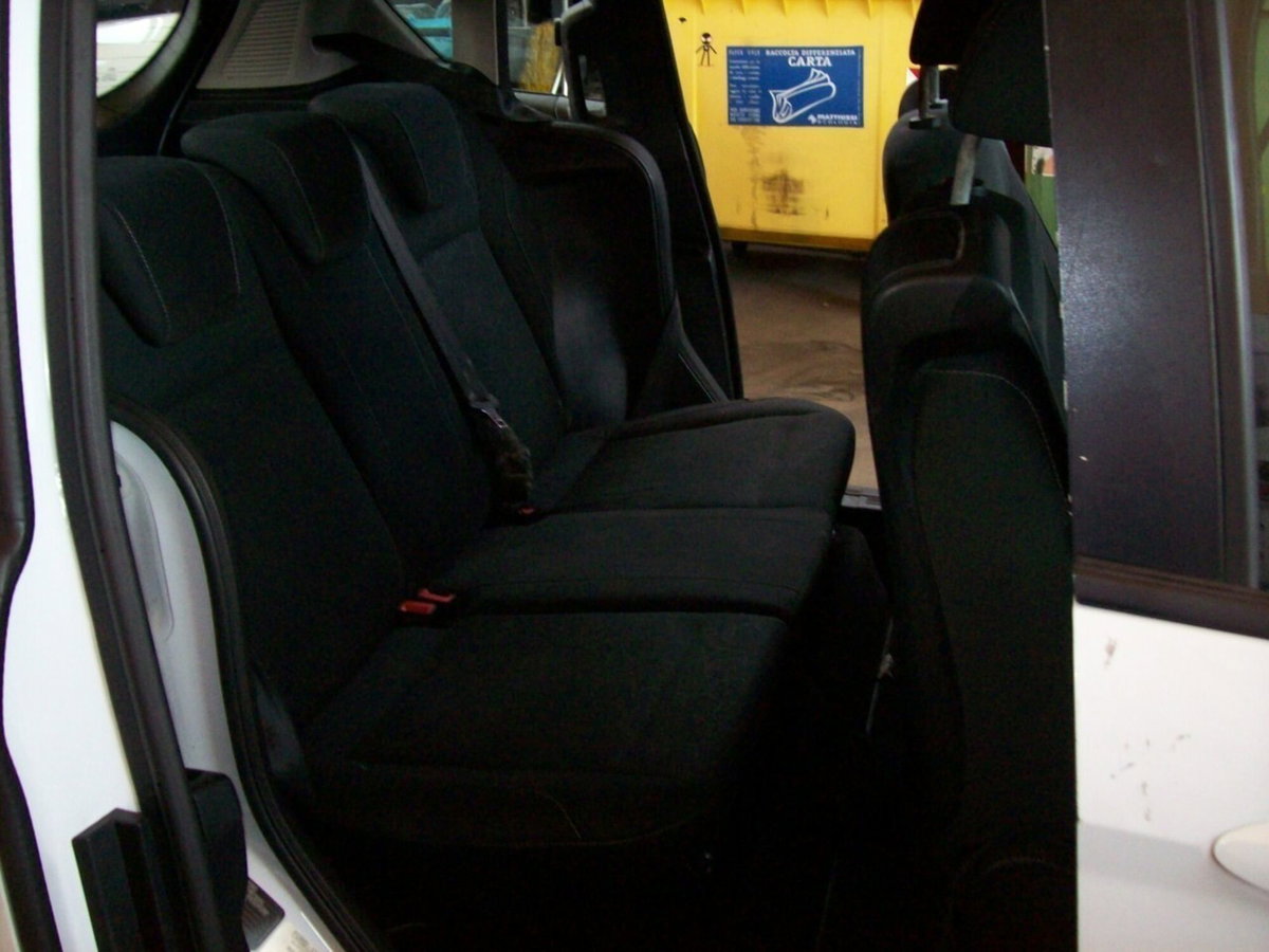 Ford B-Max B-Max 1.4 90 CV GPL Titanium (8)