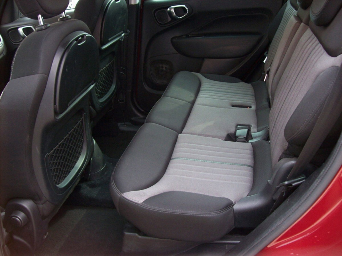 Fiat 500L Living 1.6 Multijet 120 CV Lounge (12)