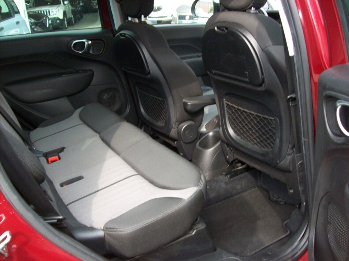 Fiat 500L Living 1.6 Multijet 120 CV Lounge (18)