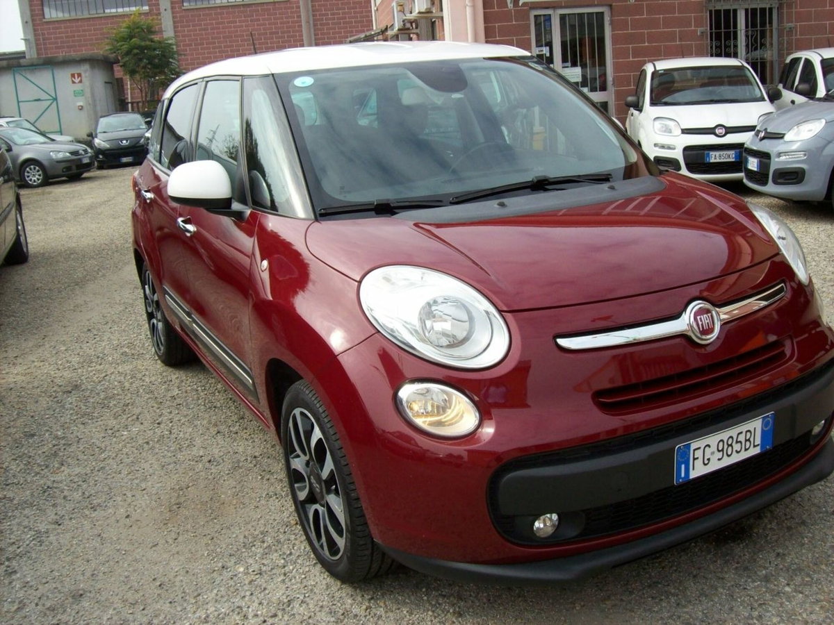Fiat 500L Living 1.6 Multijet 120 CV Lounge (2)