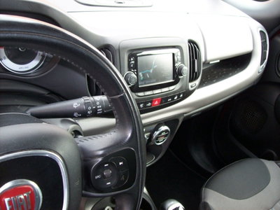 Fiat 500L Living 1.6 Multijet 120 CV Lounge (9)