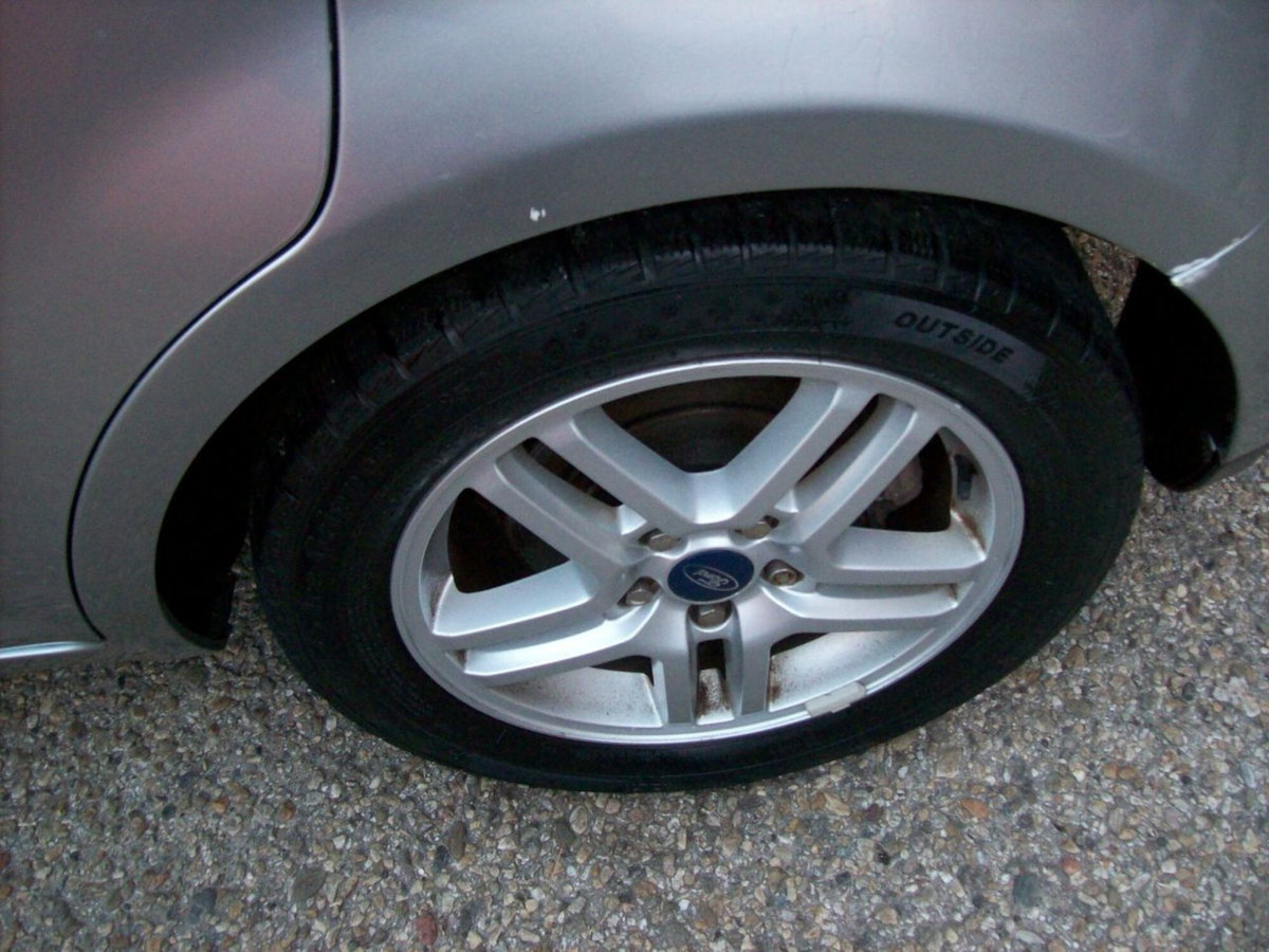 Ford C-Max 2.0 TDCi 136 CV (10)