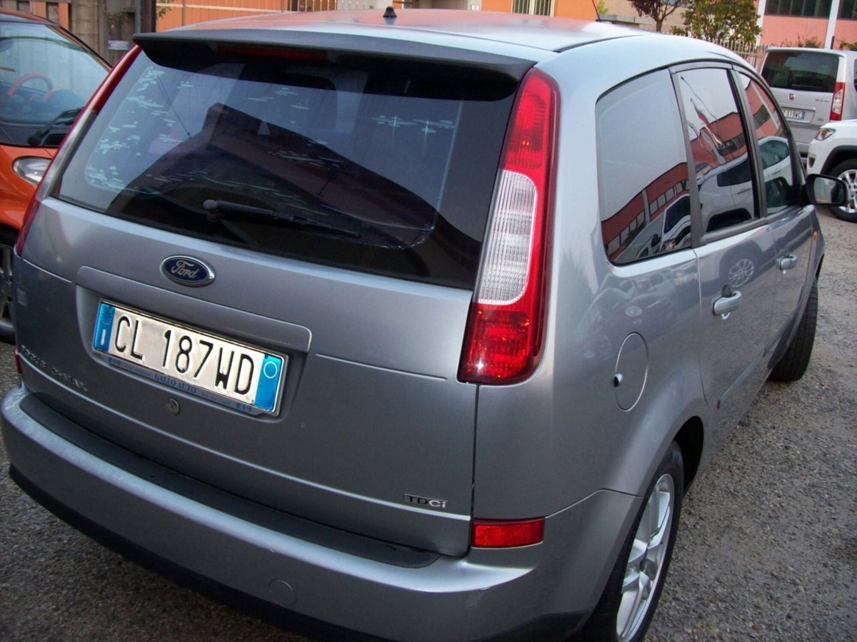 Ford C-Max 2.0 TDCi 136 CV (13)