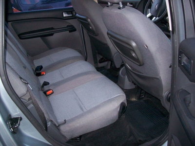 Ford C-Max 2.0 TDCi 136 CV (15)