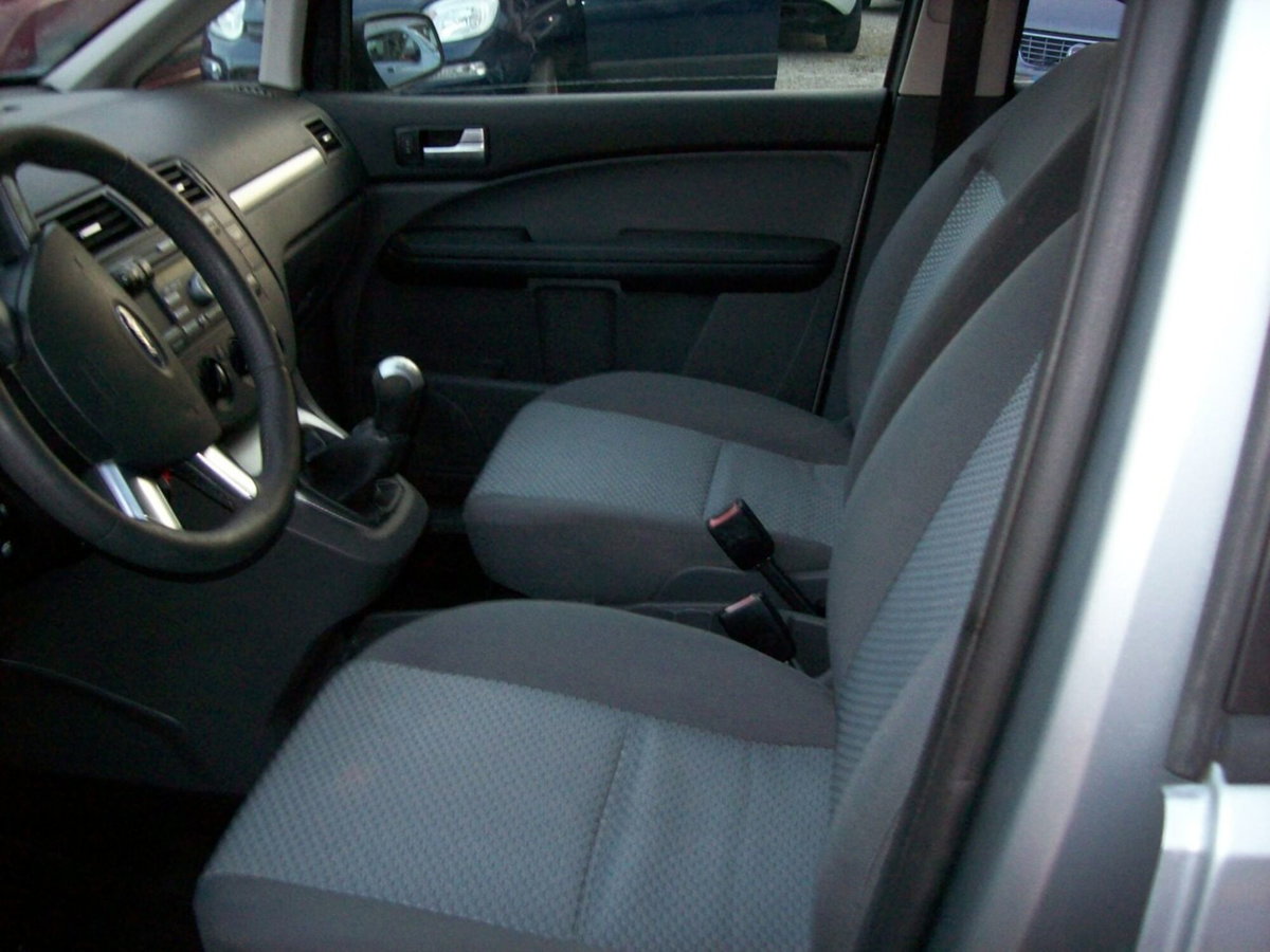 Ford C-Max 2.0 TDCi 136 CV (5)