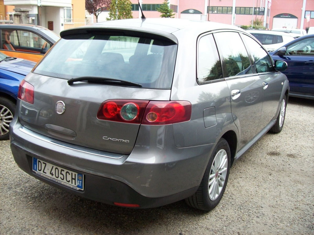 Fiat Croma 1.9 Multijet Emotion (14)