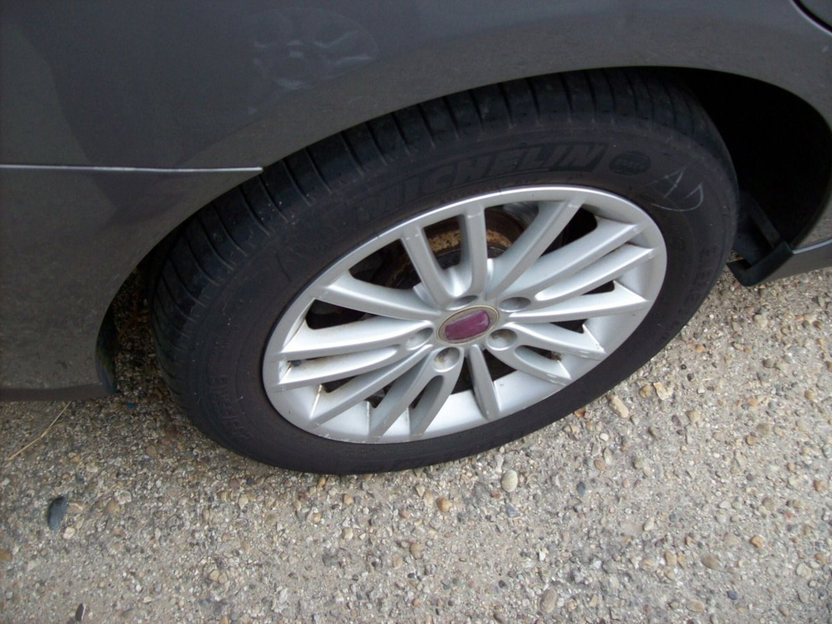 Fiat Croma 1.9 Multijet Emotion (15)