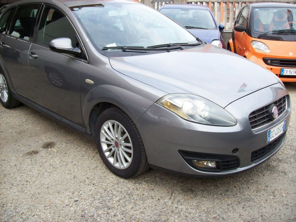 Fiat Croma 1.9 Multijet Emotion (2)