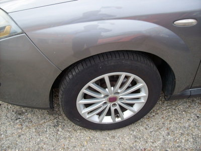 Fiat Croma 1.9 Multijet Emotion (4)