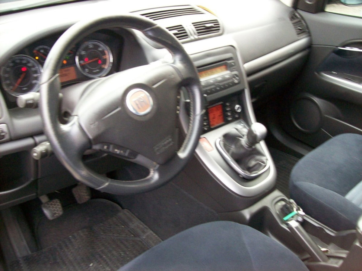 Fiat Croma 1.9 Multijet Emotion (9)