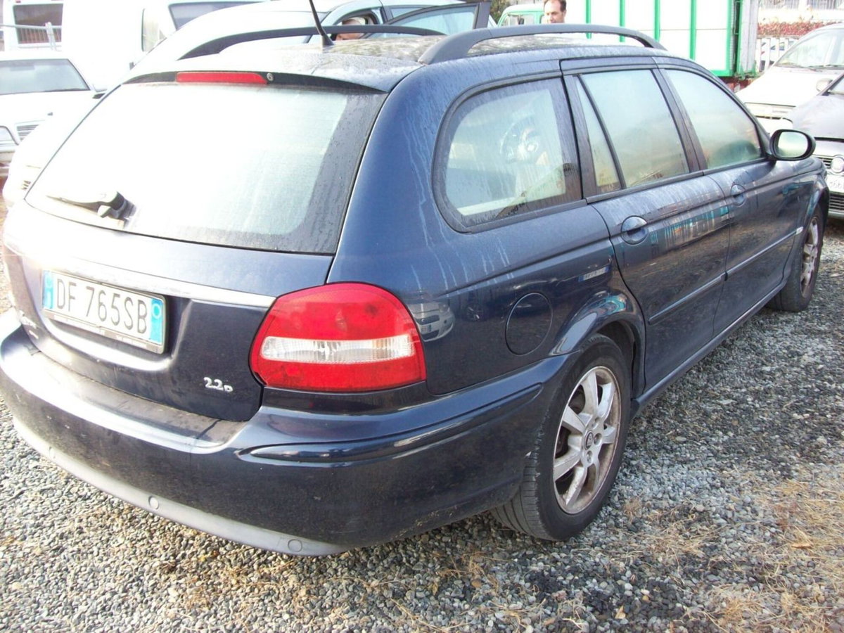Jaguar X-Type 2.0D cat Wagon Classic (11)