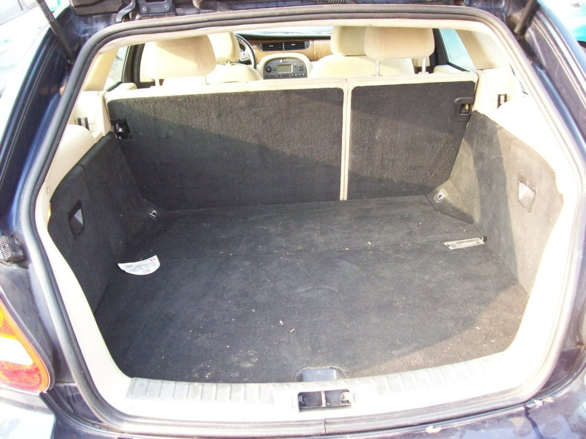 Jaguar X-Type 2.0D cat Wagon Classic (12)
