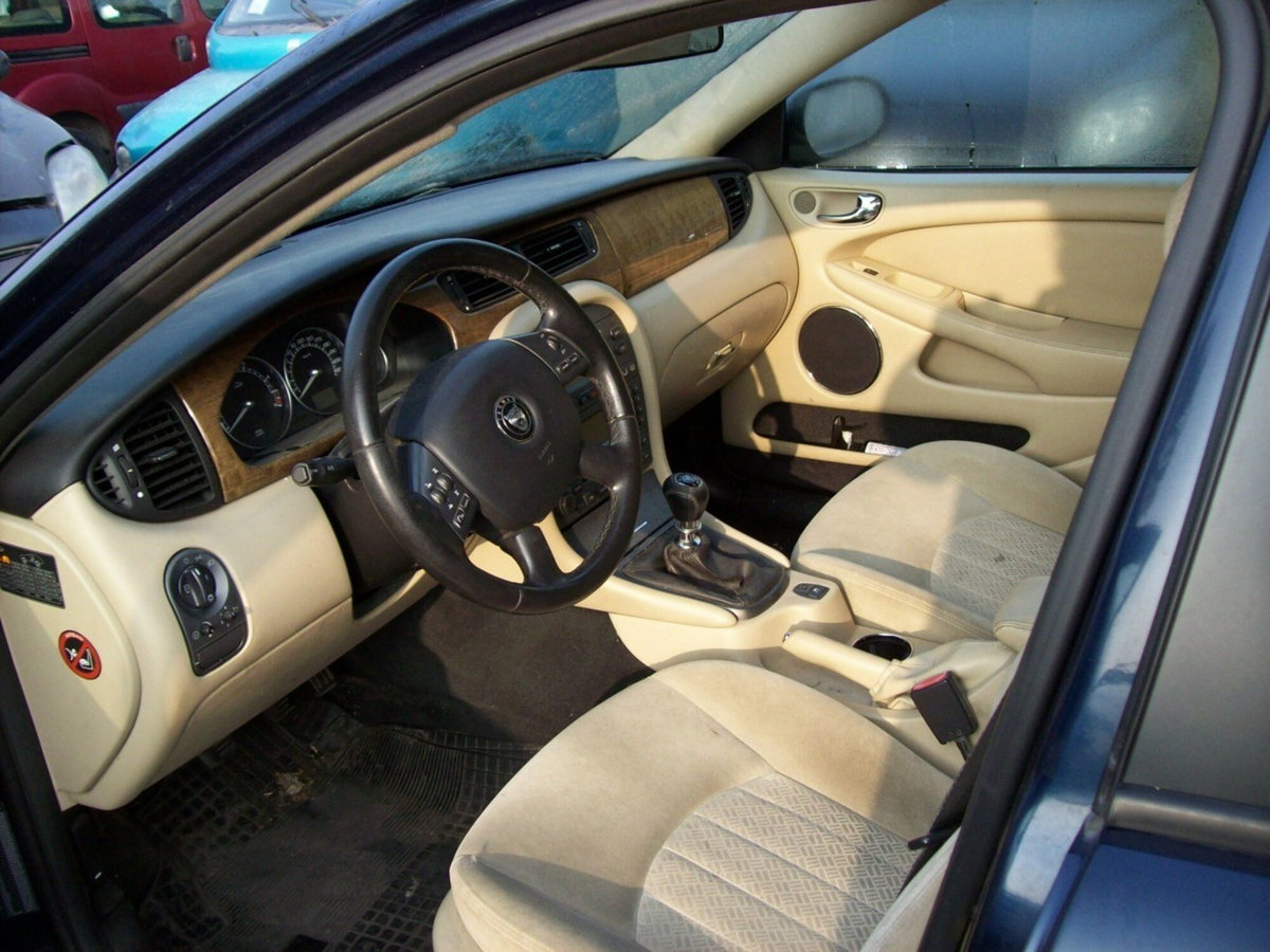 Jaguar X-Type 2.0D cat Wagon Classic (4)