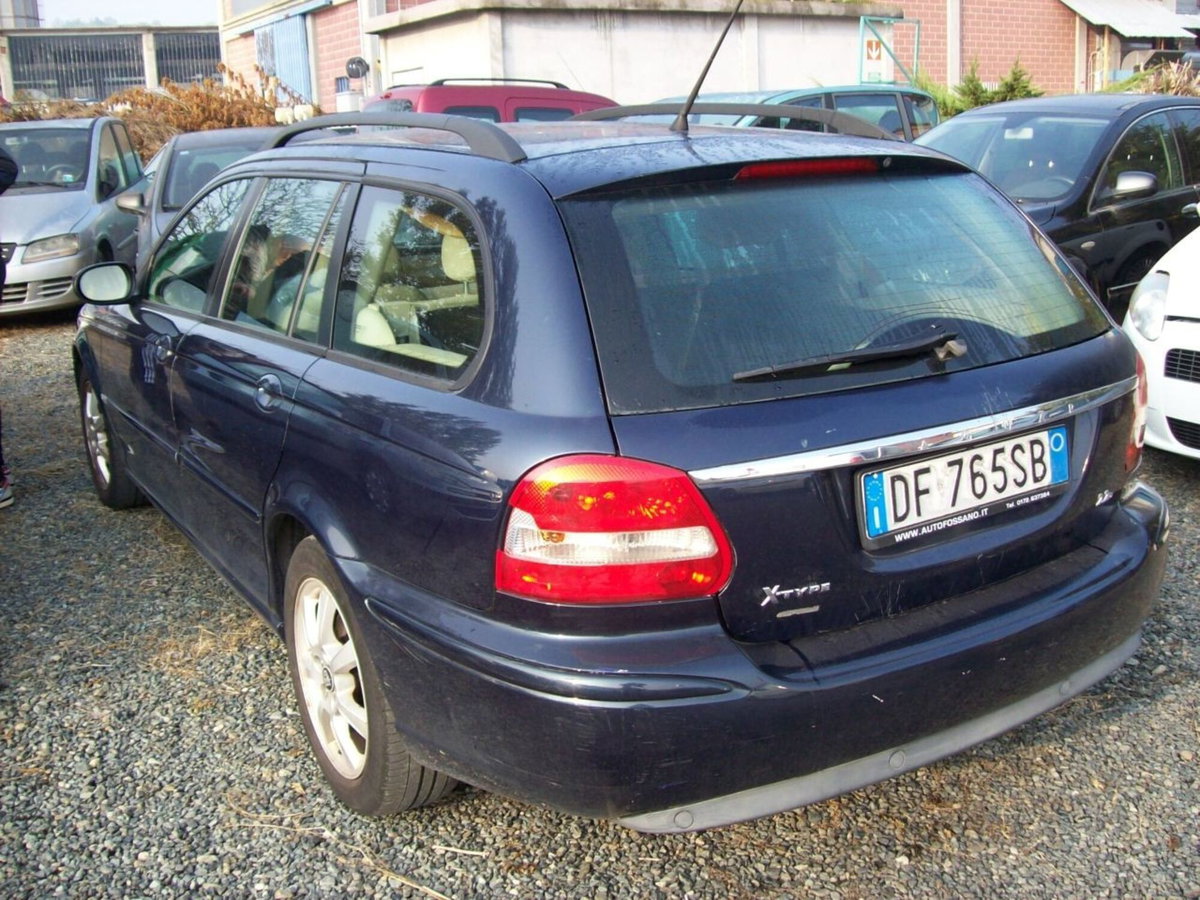 Jaguar X-Type 2.0D cat Wagon Classic (9)