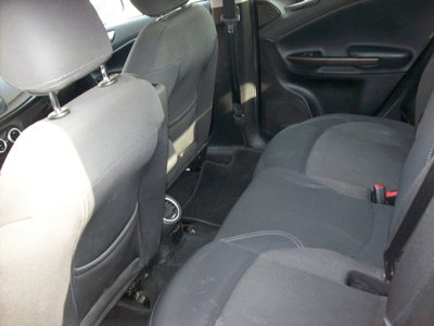 Alfa Romeo Giulietta 1.6 JTDm-2 Distinctive (19)