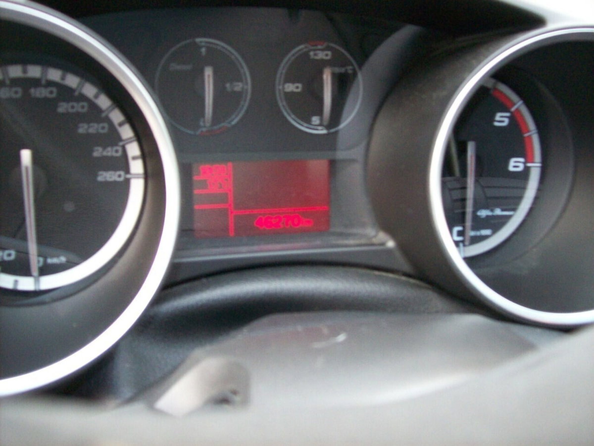 Alfa Romeo Giulietta 2.0 JTDm Sprint 150cv (7)