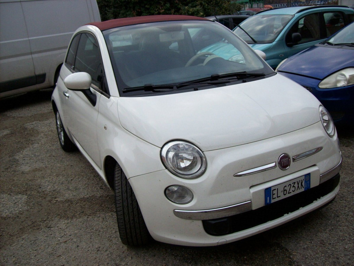 Fiat 500 1.2 Lounge (2)