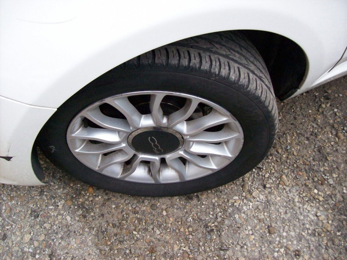 Fiat 500 1.2 Lounge (4)