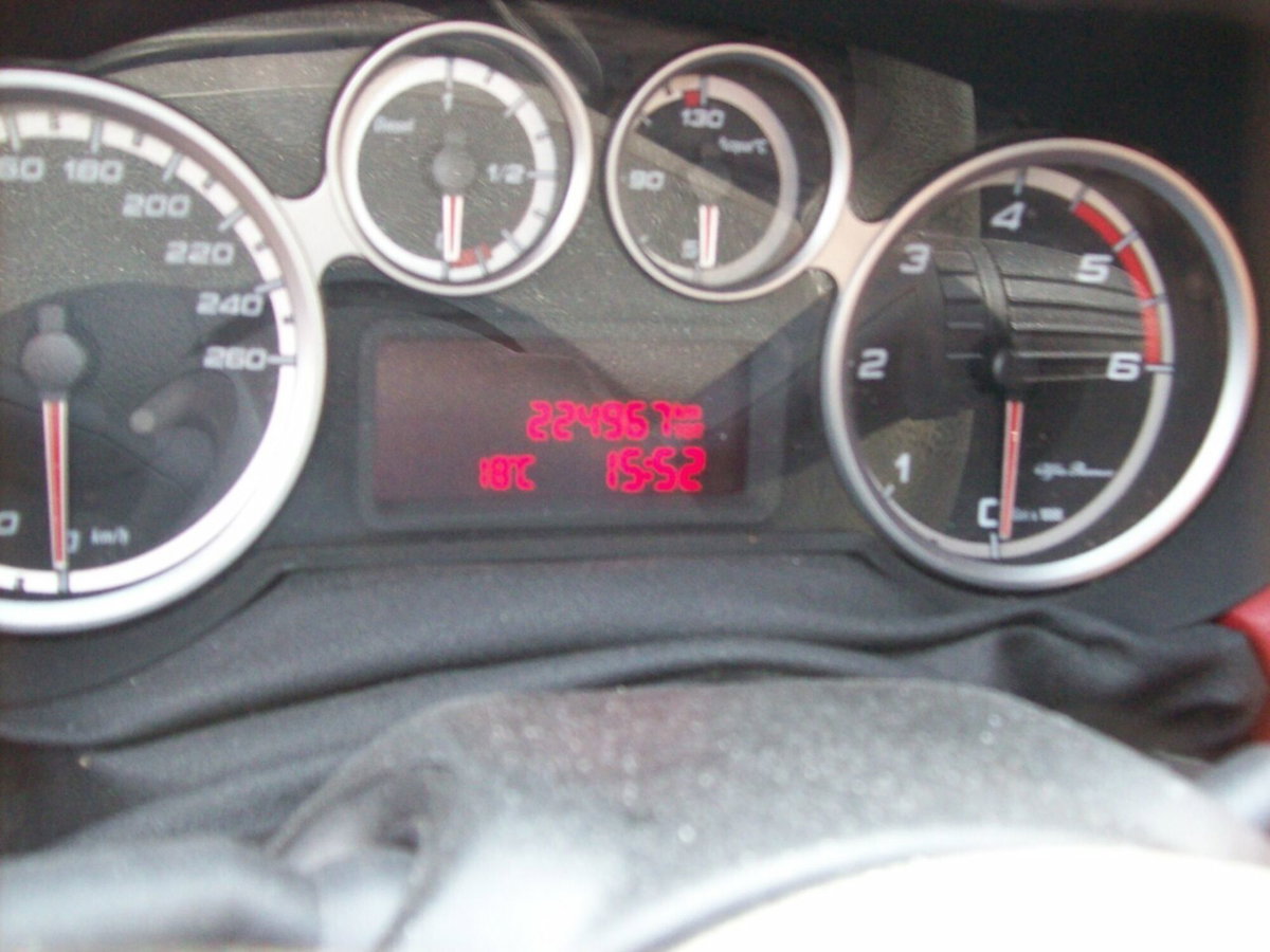 Alfa Romeo MiTo 1.3 JTDm-2 95 CV S&S Distinctive (5)