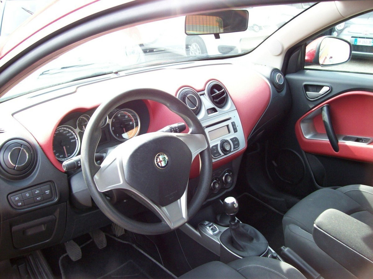Alfa Romeo MiTo 1.3 JTDm-2 95 CV S&S Distinctive (6)