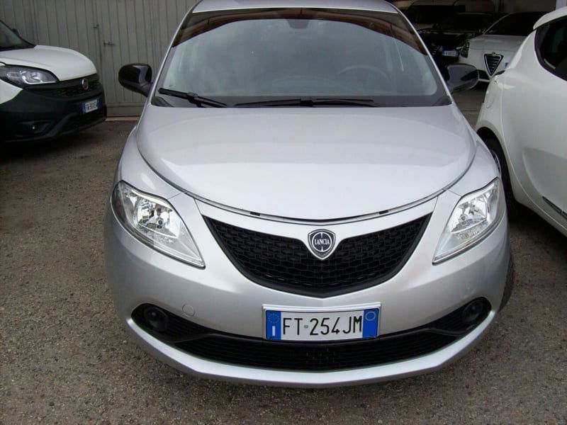 Lancia Ypsilon 1.2 69 CV 5 porte GPL Ecochic Gold
