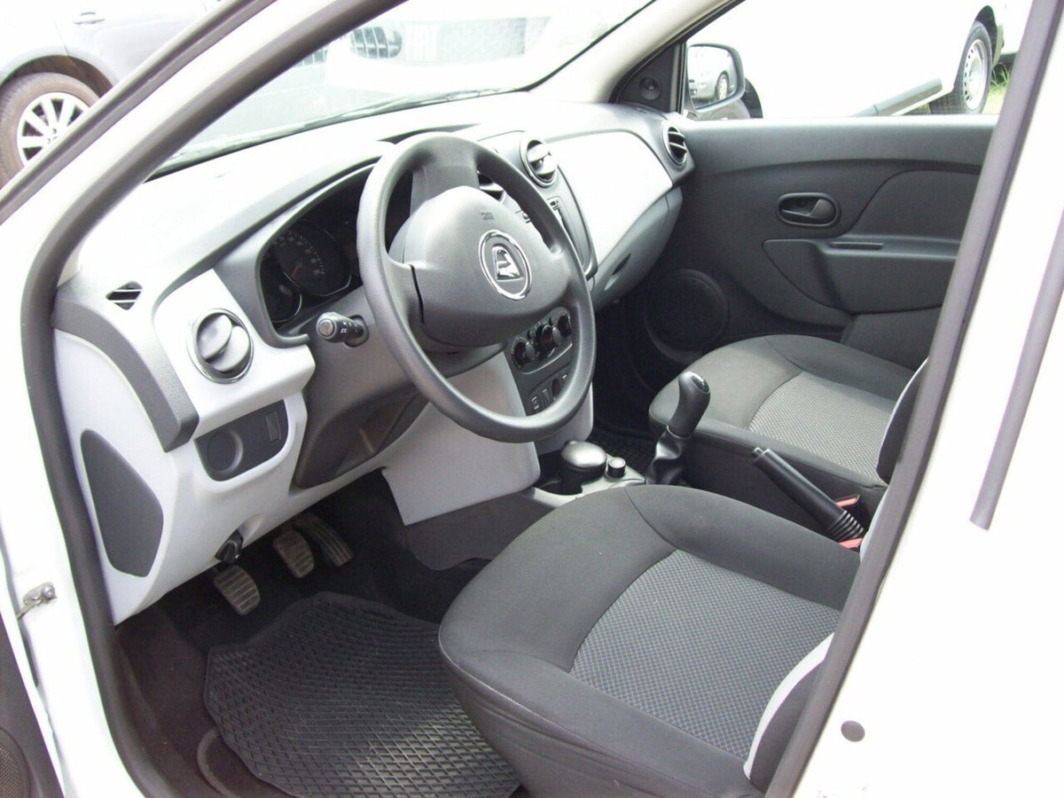 Dacia Sandero 1.2 GPL 75CV Ambiance (14)