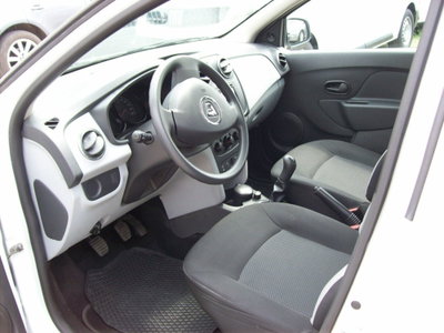 Dacia Sandero 1.2 GPL 75CV Ambiance (14)