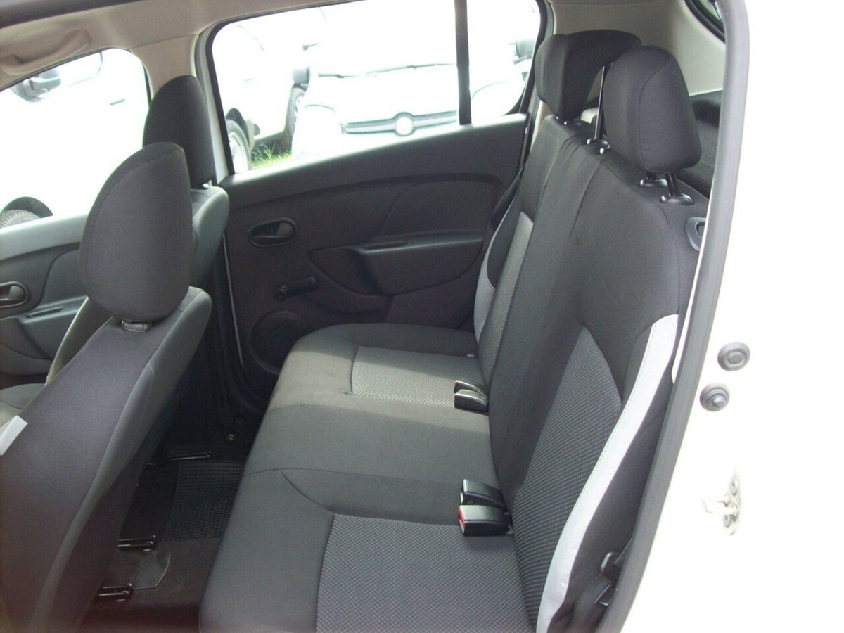 Dacia Sandero 1.2 GPL 75CV Ambiance (15)