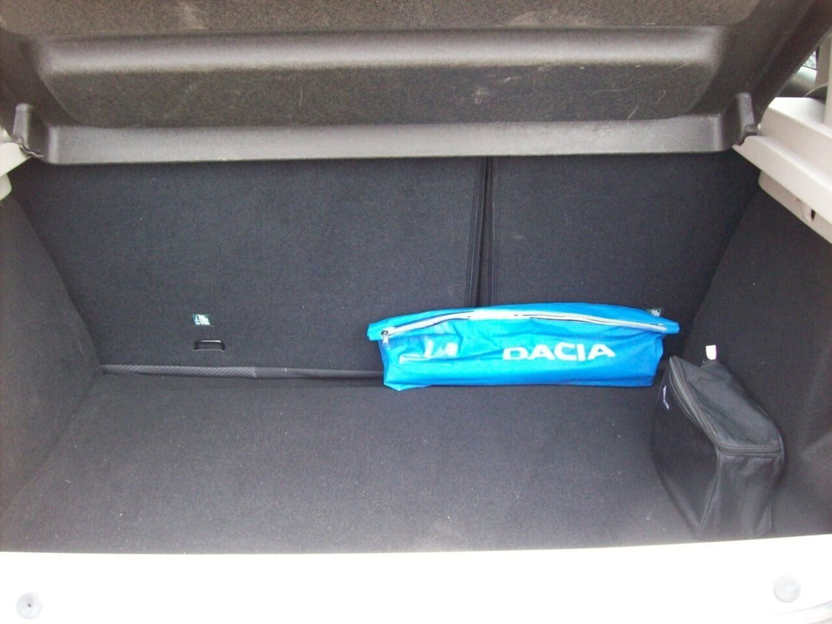 Dacia Sandero 1.2 GPL 75CV Ambiance (19)