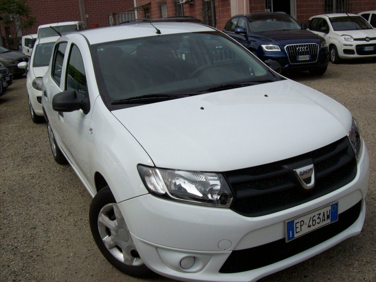 Dacia Sandero 1.2 GPL 75CV Ambiance (2)