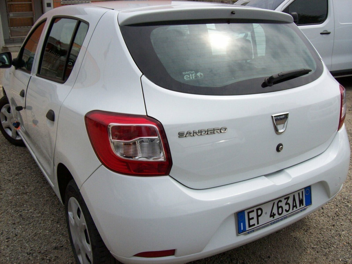 Dacia Sandero 1.2 GPL 75CV Ambiance (5)