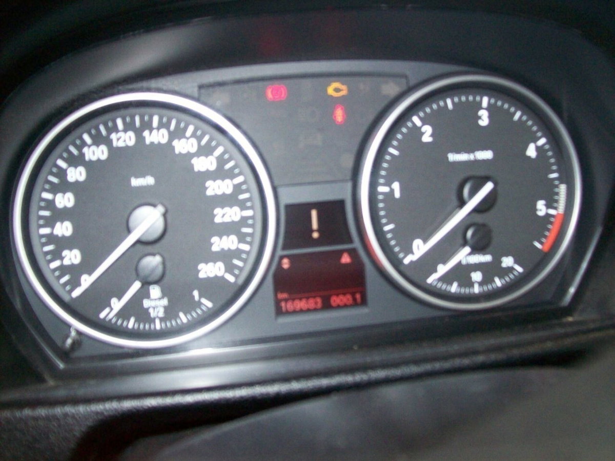 BMW X1 xDrive18d Eletta (11)