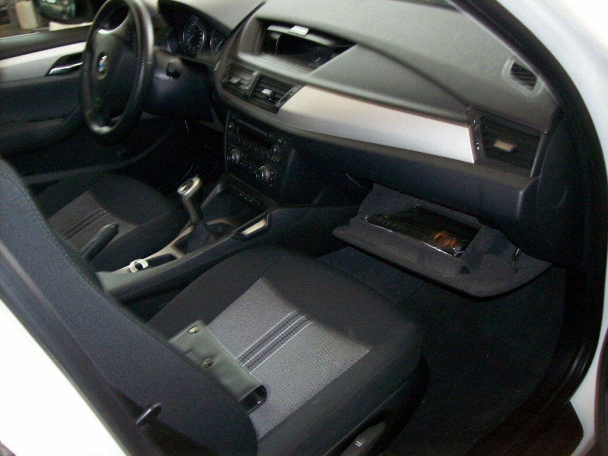 BMW X1 xDrive18d Eletta (15)