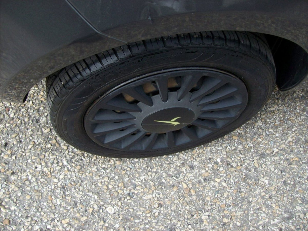 Lancia Ypsilon 1.2 69 CV 5 porte Elefantino (13)