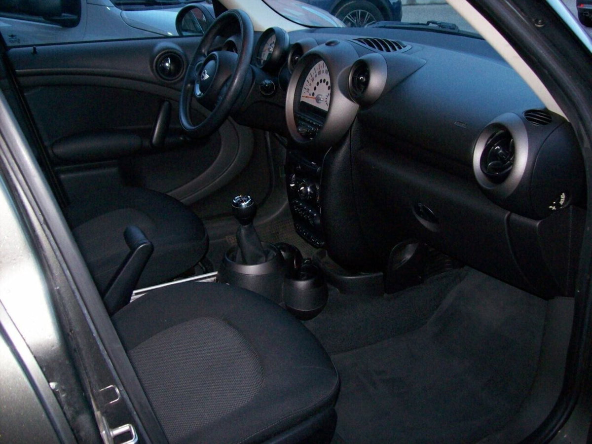 MINI Mini Countryman 2.0 Cooper SD Countryman (13)