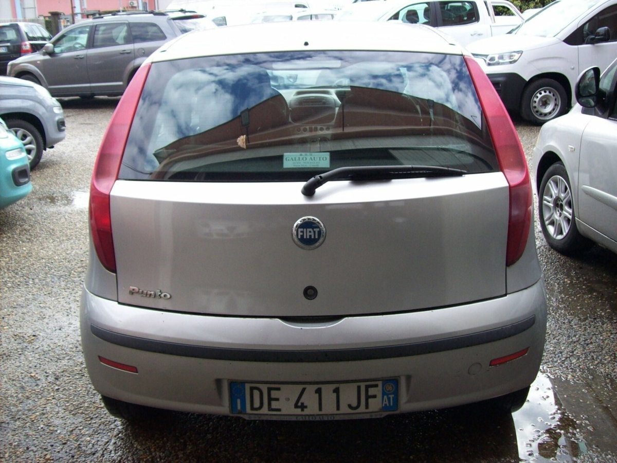 Fiat Punto 1.2 5 porte Dynamic (10)
