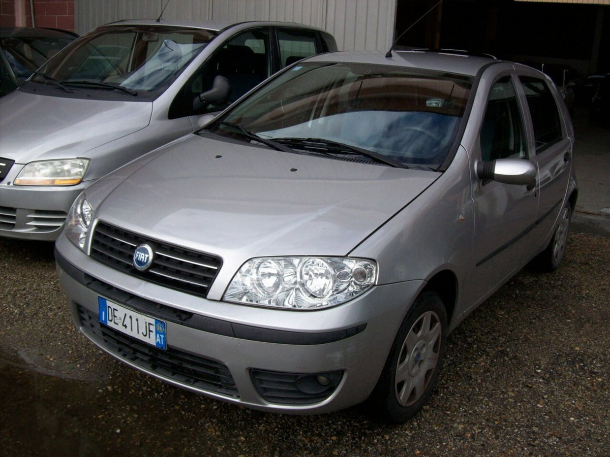 Fiat Punto 1.2 5 porte Dynamic (3)